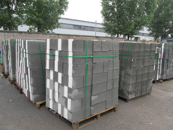 自保溫砌塊的優(yōu)勢(shì) 自保溫砌塊的優(yōu)勢(shì)